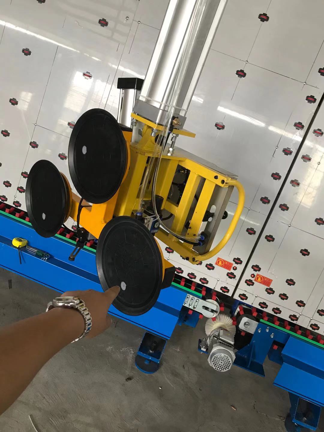 中空玻璃密封胶的施工过程要注意些什么？